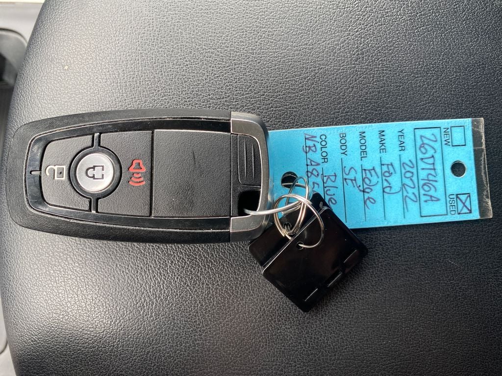 2022 Ford Edge SE