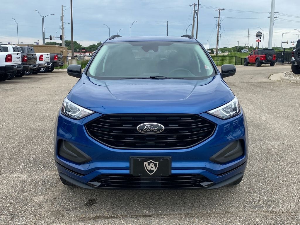 2022 Ford Edge SE