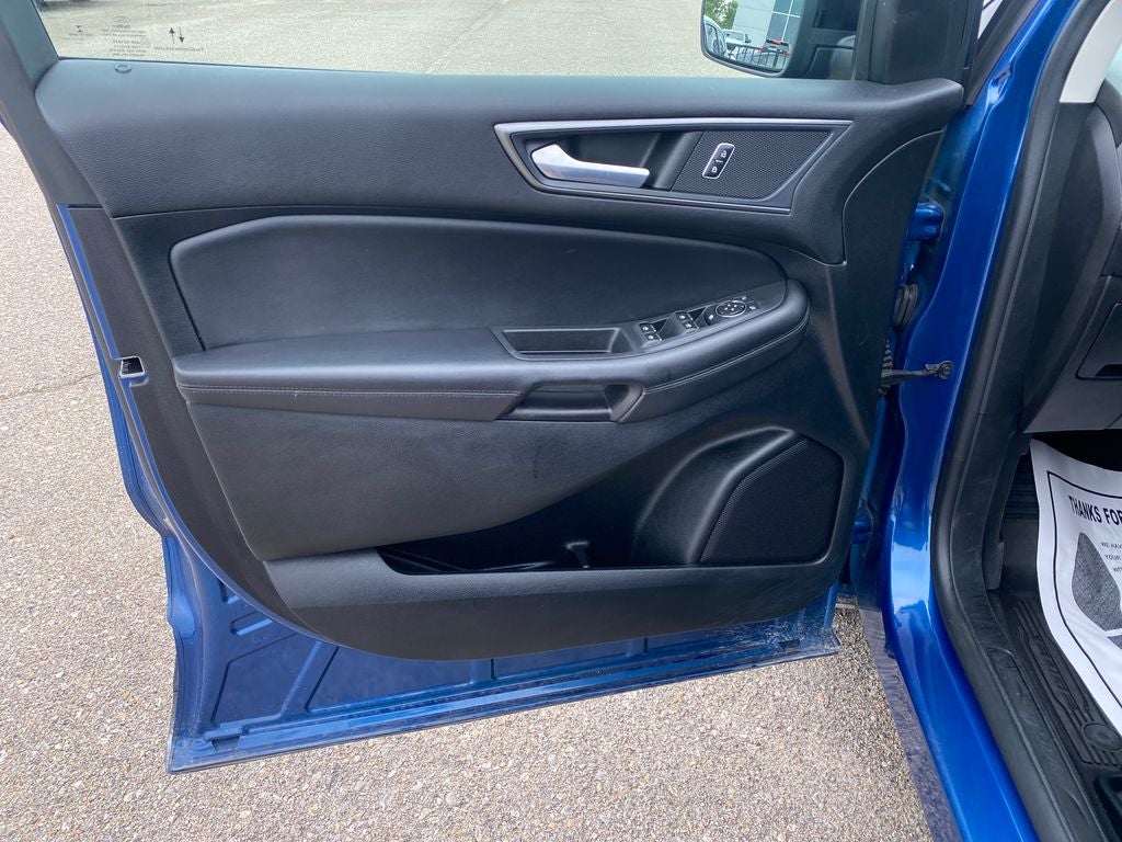 2022 Ford Edge SE
