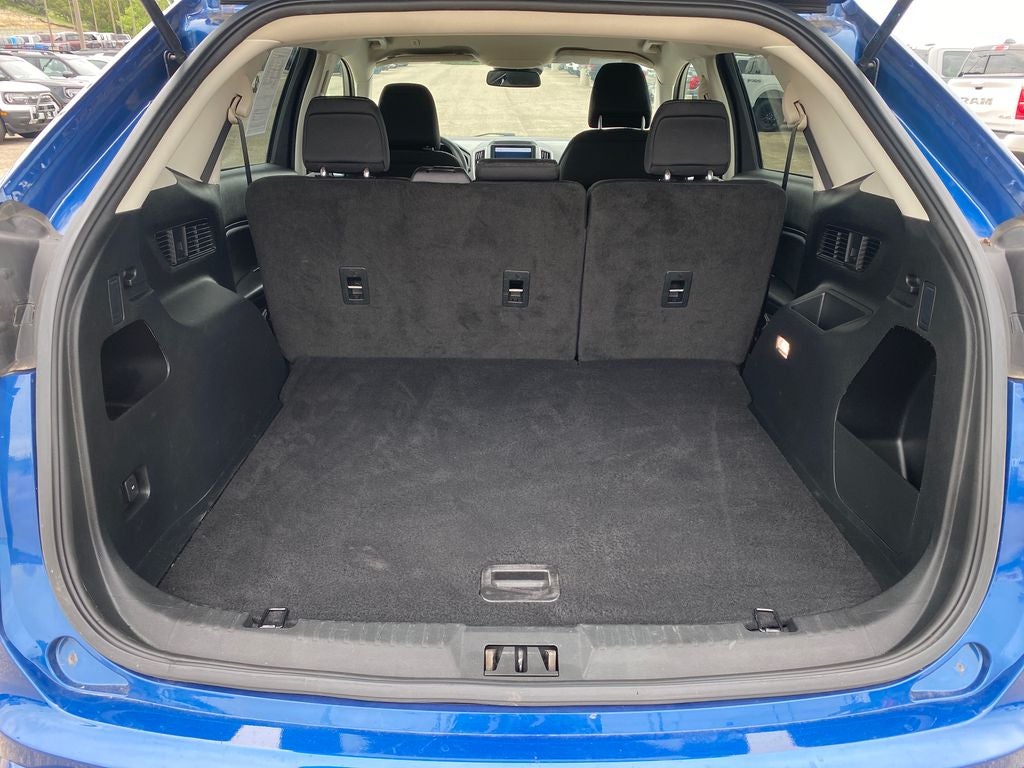 2022 Ford Edge SE