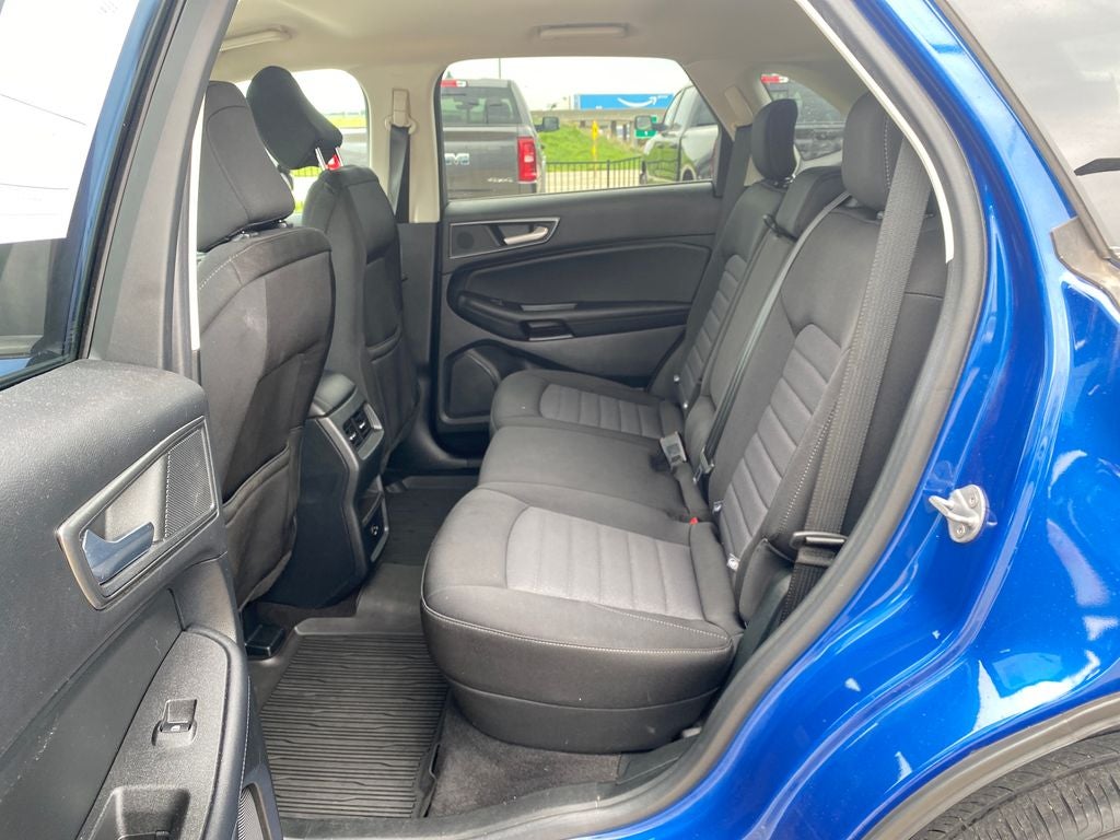 2022 Ford Edge SE
