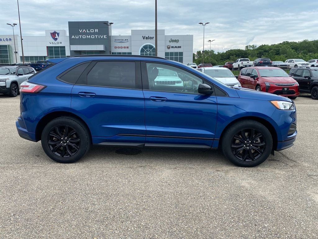2022 Ford Edge SE