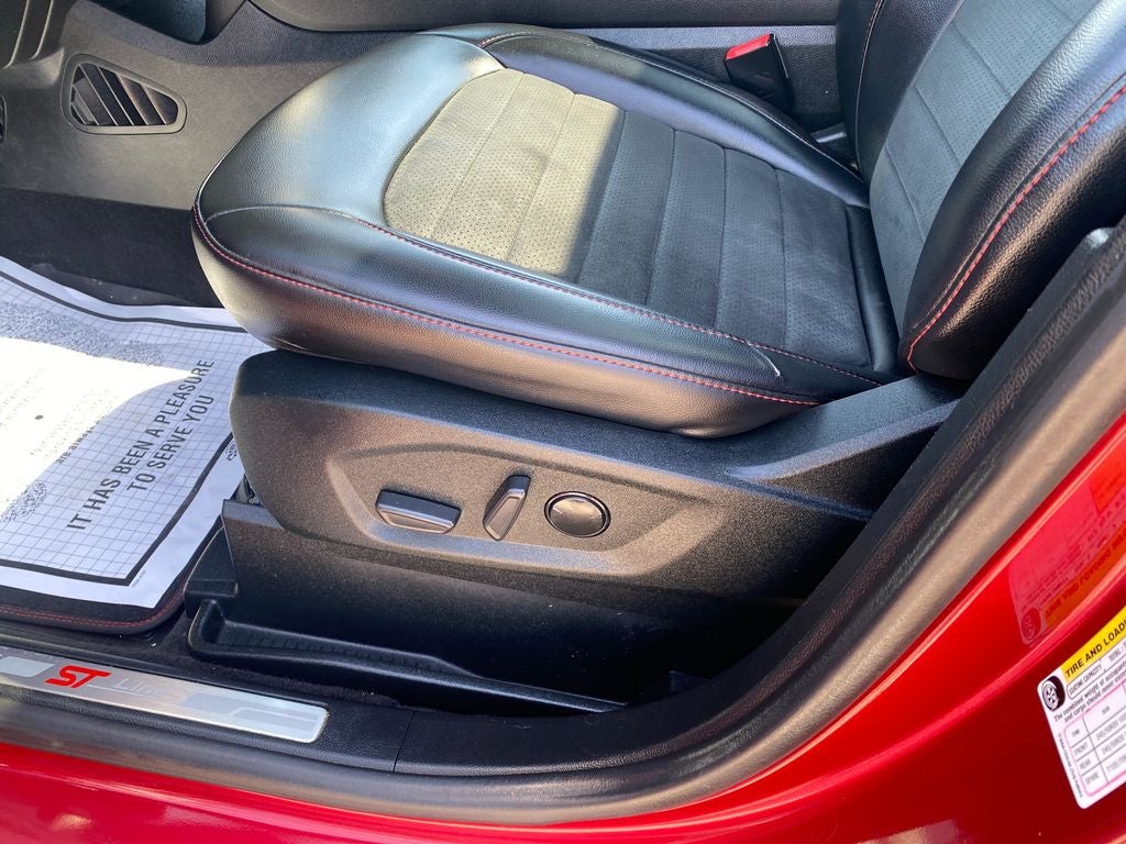 2022 Ford Edge ST-Line