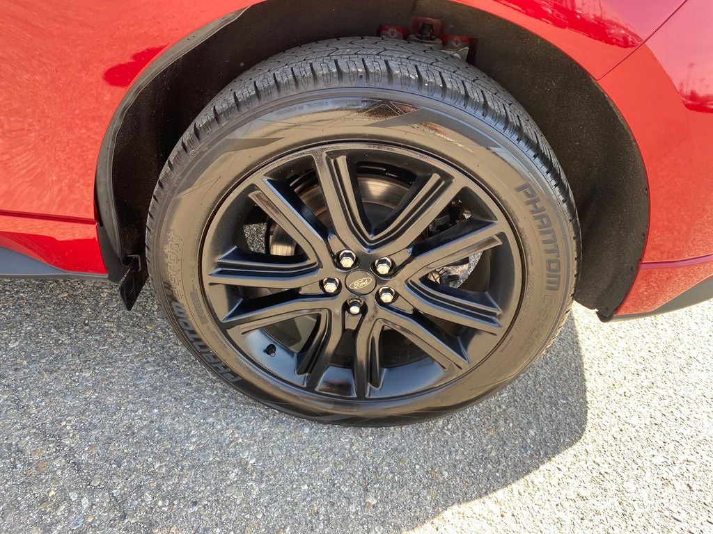 2022 Ford Edge ST-Line