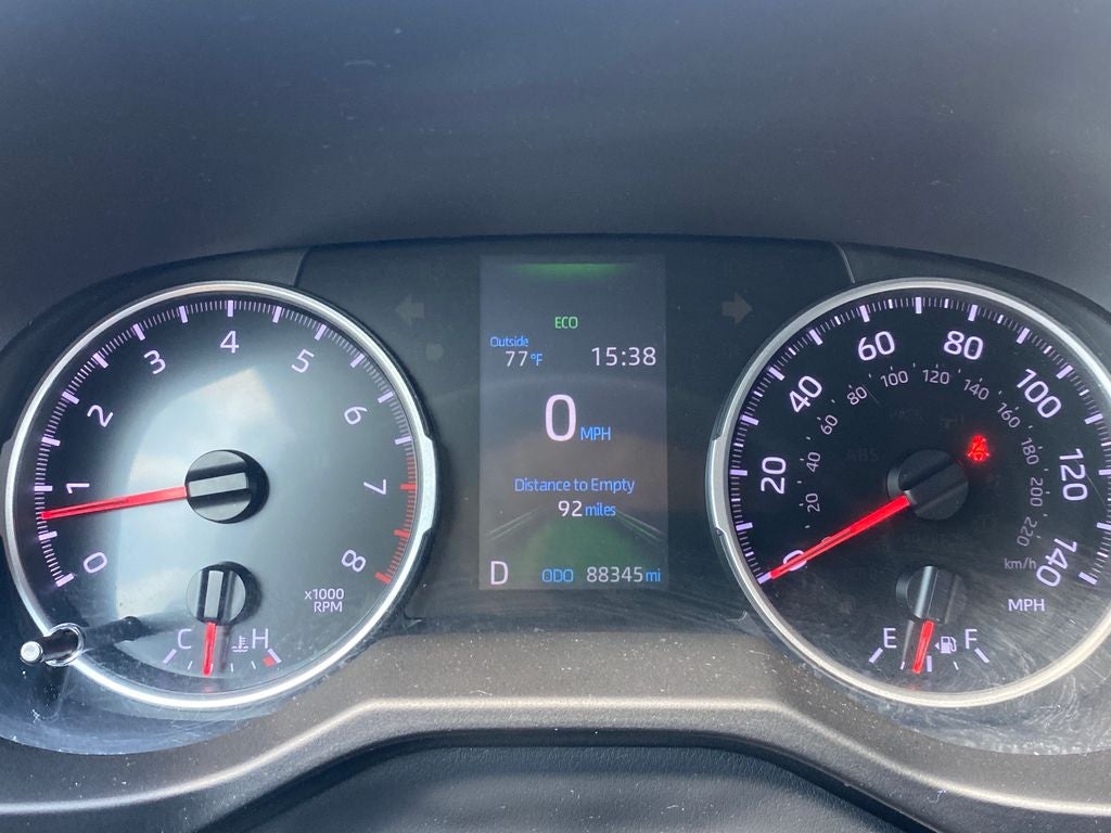 2020 Toyota RAV4 LE