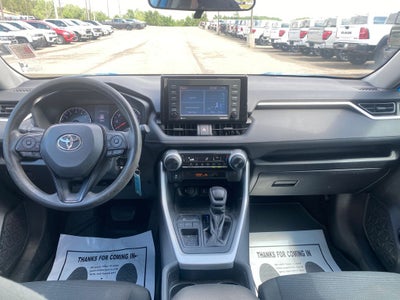 2020 Toyota RAV4 LE