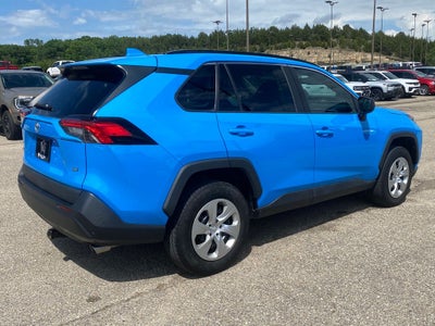 2020 Toyota RAV4 LE