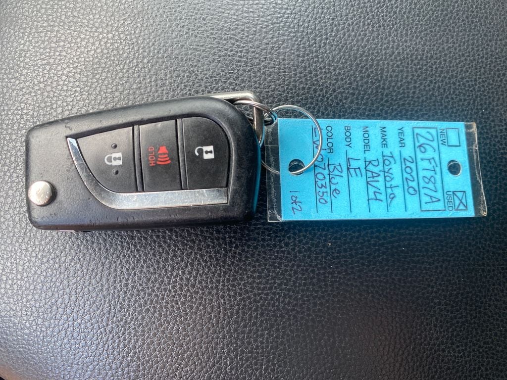 2020 Toyota RAV4 LE