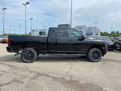2026 RAM 2500 RAM 2500 BLACK EXPRESS CREW CAB 4X4 6'4' BOX