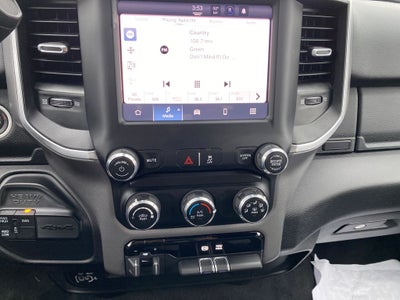 2024 RAM 3500 Big Horn Crew Cab 4x4 8' Box