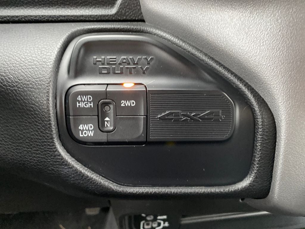 2024 RAM 3500 Big Horn Crew Cab 4x4 8' Box