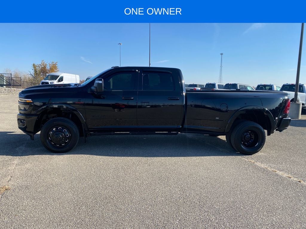 2025 RAM 3500 Limited Crew Cab 4x4 8' Box