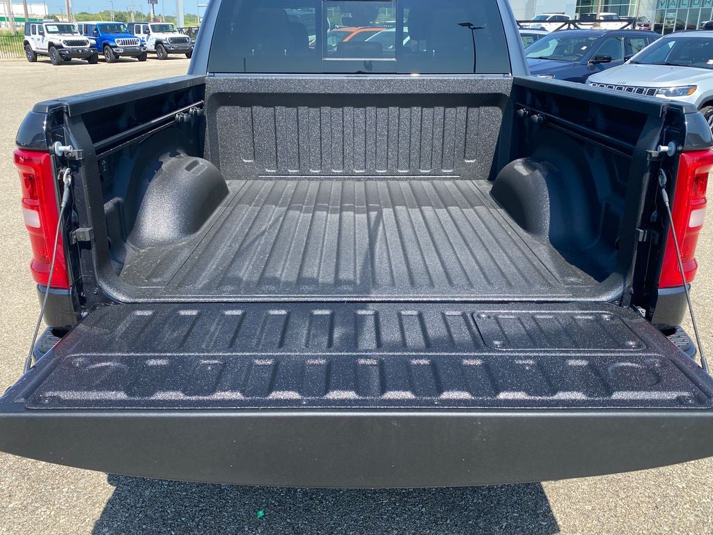 2026 RAM Ram 1500 RAM 1500 LARAMIE CREW CAB 4X2 5'7' BOX