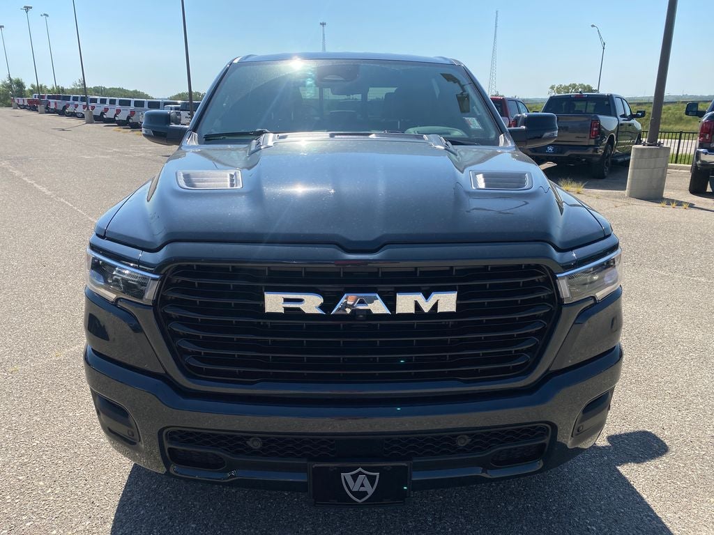 2026 RAM Ram 1500 RAM 1500 LARAMIE CREW CAB 4X2 5'7' BOX