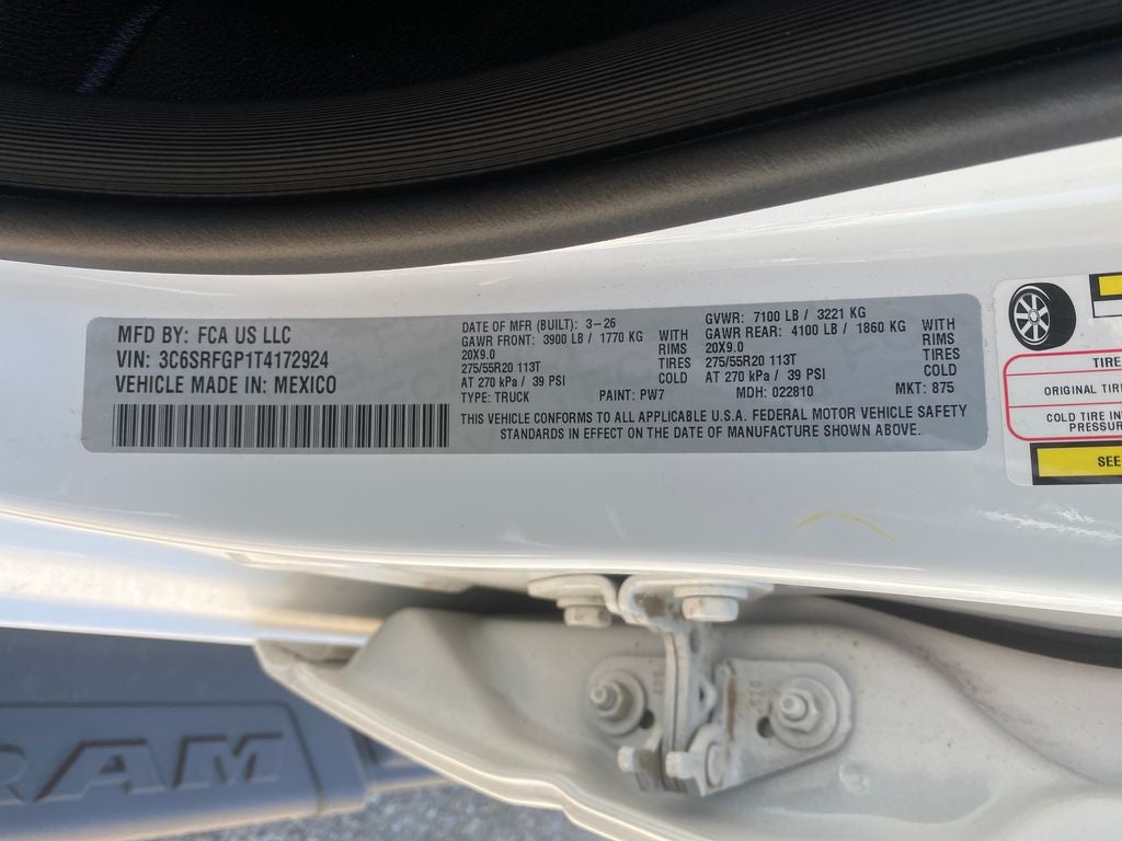2026 RAM Ram 1500 RAM 1500 EXPRESS CREW CAB 4X4 5'7' BOX