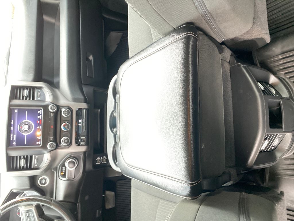 2020 RAM 2500 Tradesman Crew Cab 4X4 6'4' Box