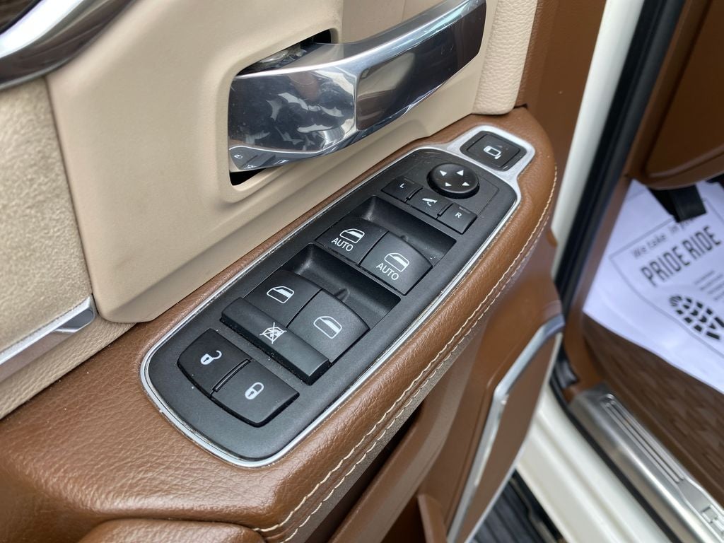 2021 RAM 2500 Laramie Crew Cab 4x4 6'4' Box