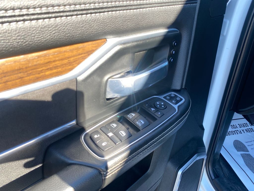 2024 RAM 2500 Laramie Crew Cab 4x4 6'4' Box