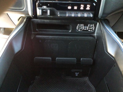 2022 RAM 2500 Laramie Crew Cab 4x4 6'4' Box