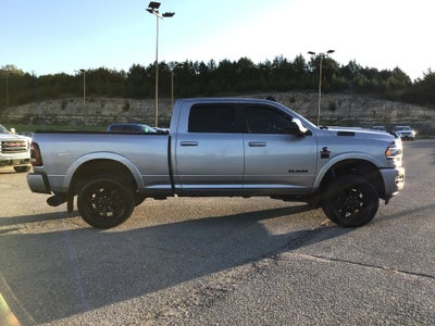 2022 RAM 2500 Laramie Crew Cab 4x4 6'4' Box