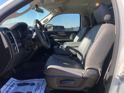 2018 RAM 3500 Chassis Tradesman/SLT