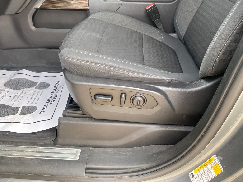 2021 Chevrolet Silverado 1500 4WD Crew Cab Short Bed RST