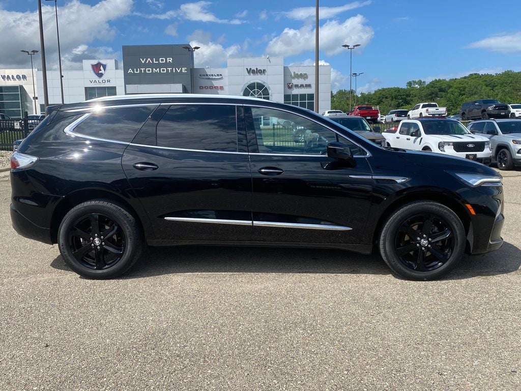2024 Buick Enclave Essence AWD