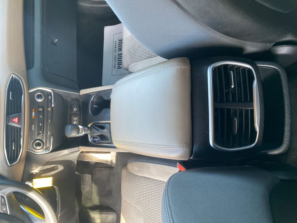 2019 Hyundai Santa Fe SE