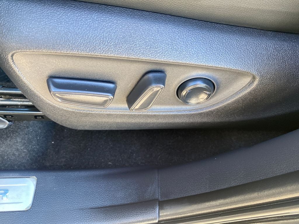 2024 Toyota Highlander Hybrid Platinum