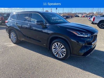 2024 Toyota Highlander Hybrid Platinum