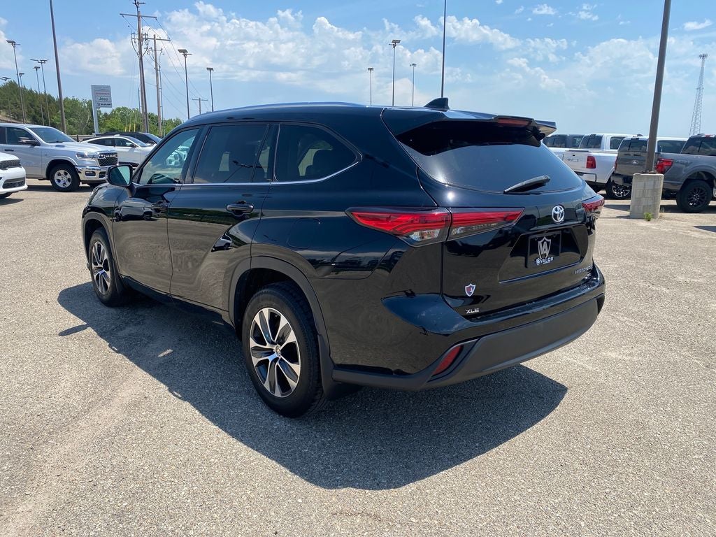 2021 Toyota Highlander XLE