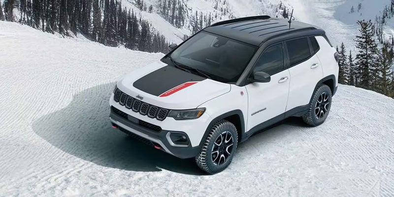 2026 Jeep Compass | Valor CDJR in Junction City KS
